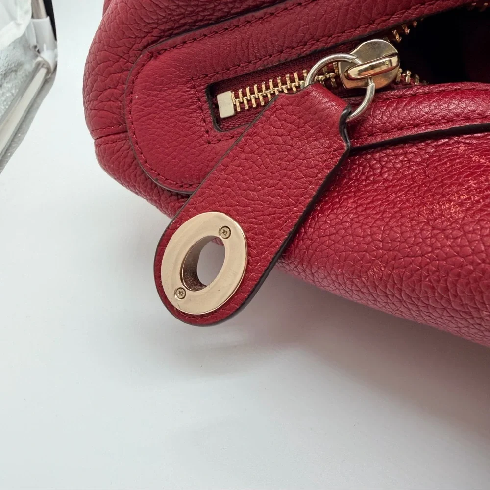 Coach Burgundy pebble Leather Hobo shoulder bag 10x12 gold‎ tone hardware.